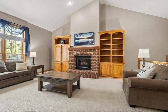 3076 ESSEN ROAD, Green Bay, WI 54311