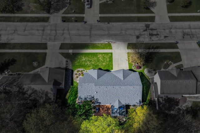 3076 ESSEN ROAD, Green Bay, WI 54311