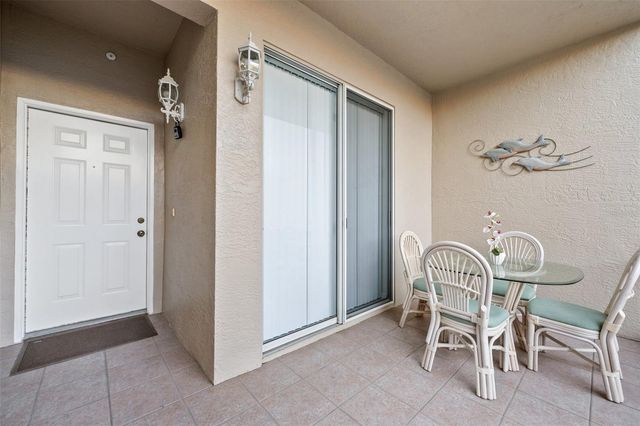 9611 CASTLE POINT DRIVE 912, Sarasota, FL 34238