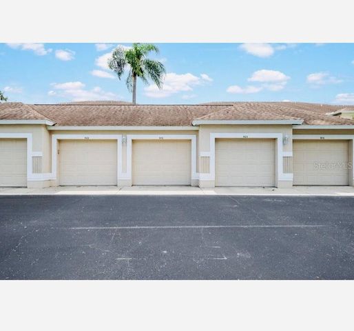 9611 CASTLE POINT DRIVE 912, Sarasota, FL 34238