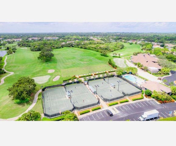 9611 CASTLE POINT DRIVE 912, Sarasota, FL 34238