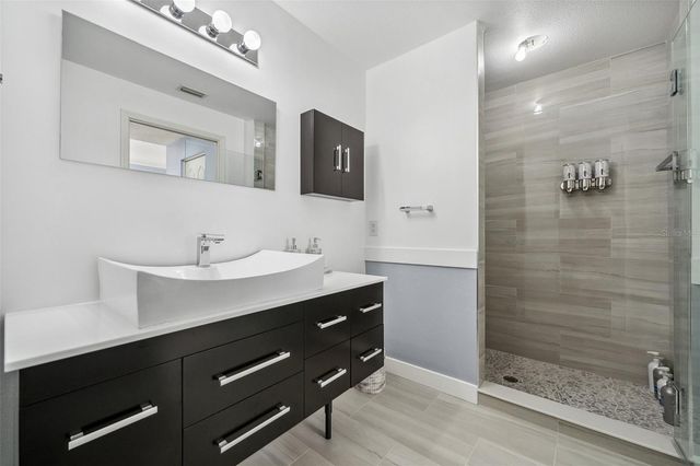 9611 CASTLE POINT DRIVE 912, Sarasota, FL 34238