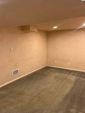 515 NW Irving St, Pullman, WA 99163