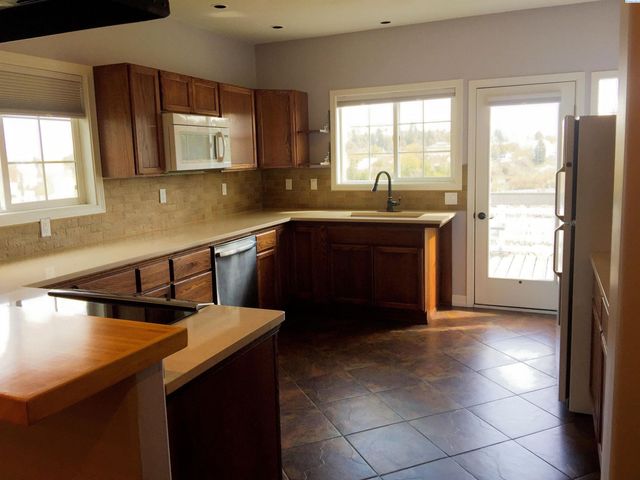 515 NW Irving St, Pullman, WA 99163