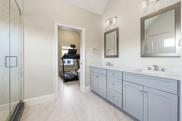 7 Hudson St, Natick, MA 01760