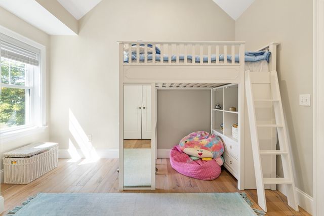 7 Hudson St, Natick, MA 01760