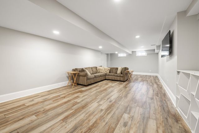 7 Hudson St, Natick, MA 01760