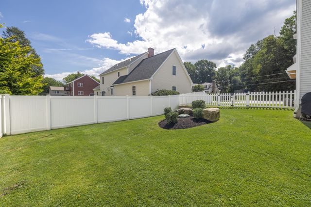7 Hudson St, Natick, MA 01760