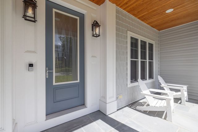 7 Hudson St, Natick, MA 01760