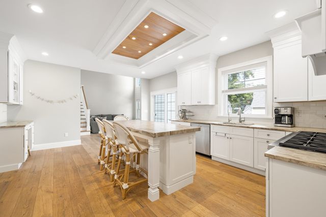7 Hudson St, Natick, MA 01760