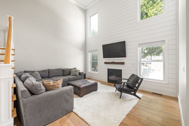 7 Hudson St, Natick, MA 01760
