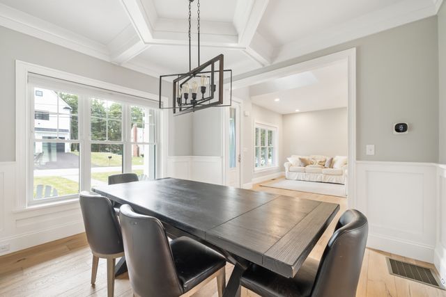 7 Hudson St, Natick, MA 01760