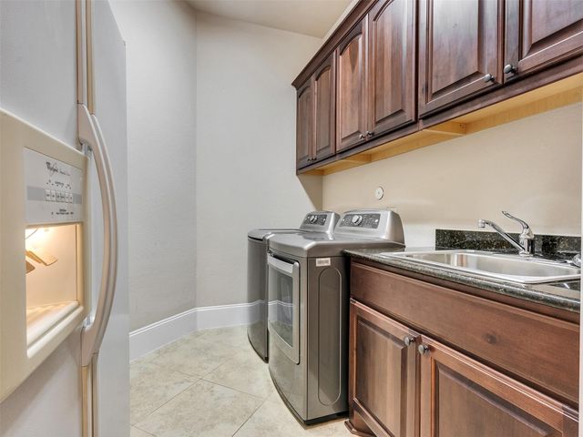 34 La Serra Path, Missouri City, TX 77459