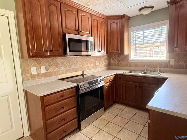 2321 Grimwood Road, Toney, AL 35773