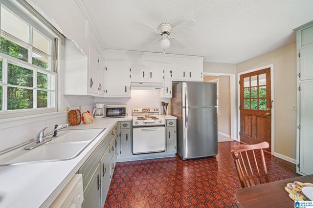 65 DOGWOOD DRIVE, Oneonta, AL 35121