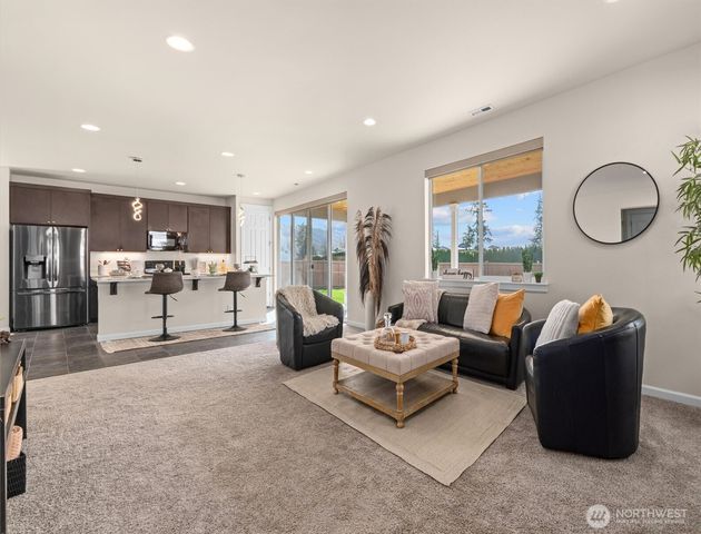 15750 58th Street Court E, Sumner, WA 98390