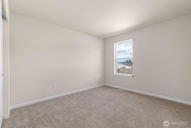 15750 58th Street Court E, Sumner, WA 98390