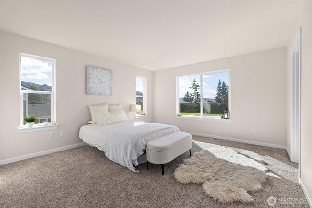 15750 58th Street Court E, Sumner, WA 98390