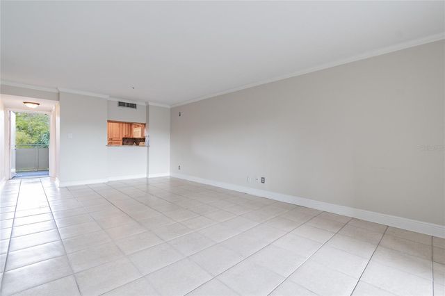 13618 GREENFIELD 305, Tampa, FL 33618