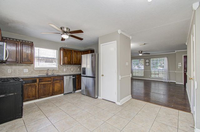 18419 Willow Moss Drive, Katy, TX 77449