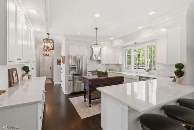 16620 Jennifer Lane, Chagrin Falls, OH 44023