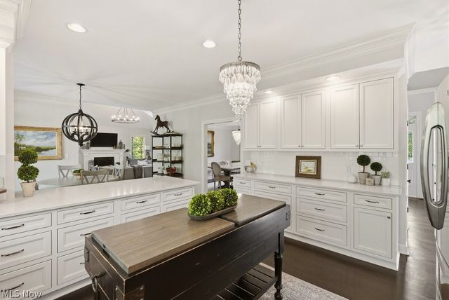 16620 Jennifer Lane, Chagrin Falls, OH 44023