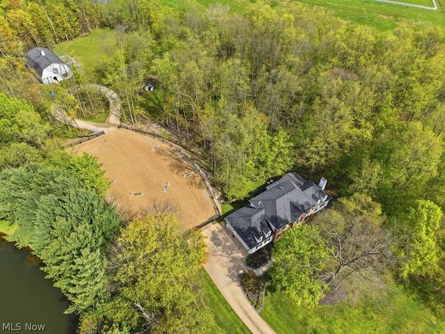 16620 Jennifer Lane, Chagrin Falls, OH 44023