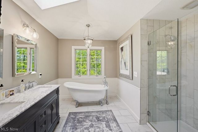 16620 Jennifer Lane, Chagrin Falls, OH 44023