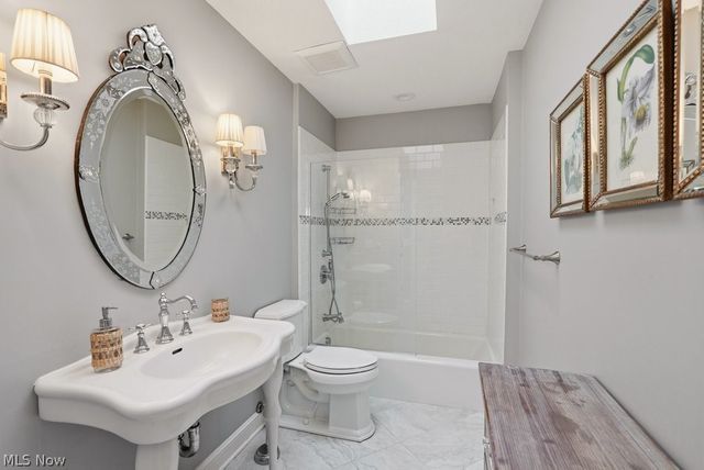 16620 Jennifer Lane, Chagrin Falls, OH 44023