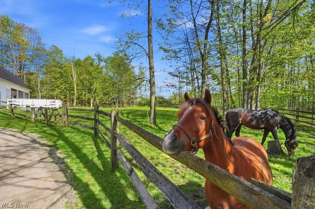 16620 Jennifer Lane, Chagrin Falls, OH 44023