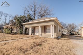 603 E 4TH STREET, Burkburnett, TX 76354