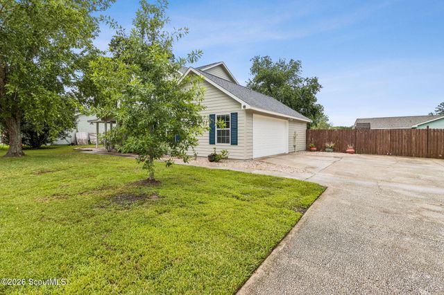 216 Lonesome Pine Court, Kingsland, GA 31548