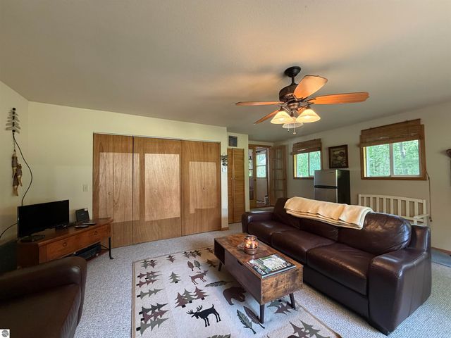 11180 Alpine Drive, Lake, MI 48632