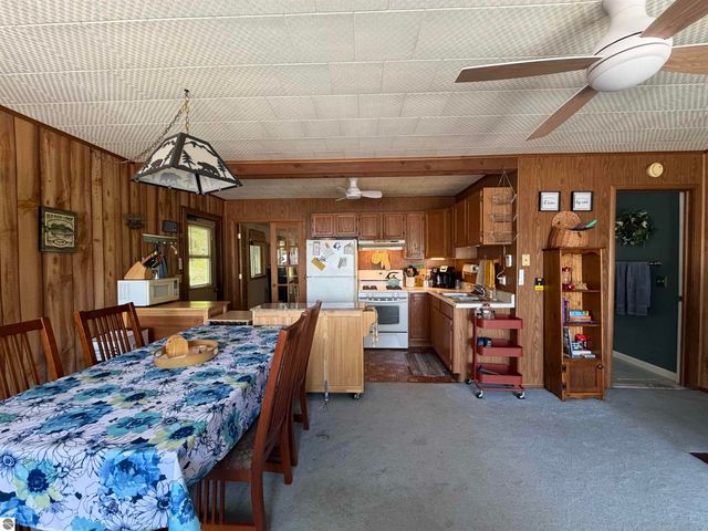 11180 Alpine Drive, Lake, MI 48632