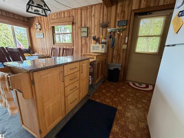 11180 Alpine Drive, Lake, MI 48632