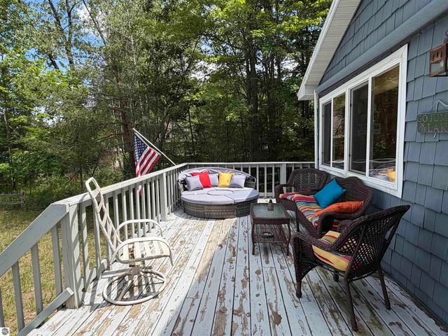 11180 Alpine Drive, Lake, MI 48632