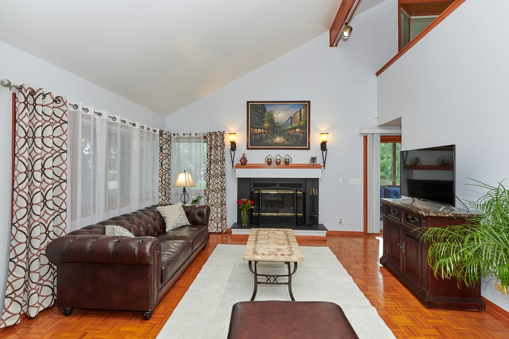 9041 DELPHIA Avenue, Des Plaines, IL 60016 — photo 3