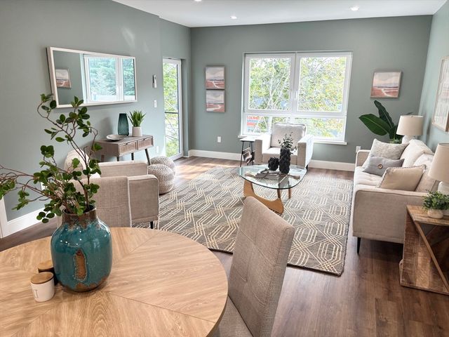 1391 Main Street 201, Walpole, MA 02081