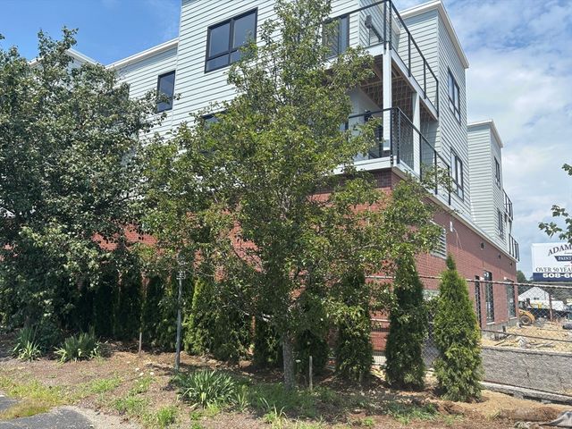 1391 Main Street 201, Walpole, MA 02081