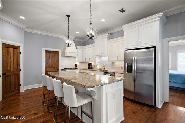 102 Hampton Chase, Madison, MS 39110