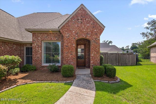 102 Hampton Chase, Madison, MS 39110