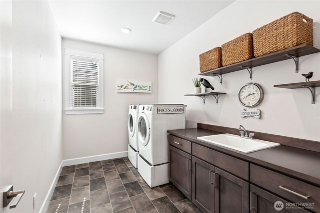 3111 Arrowroot Loop SE, Olympia, WA 98513