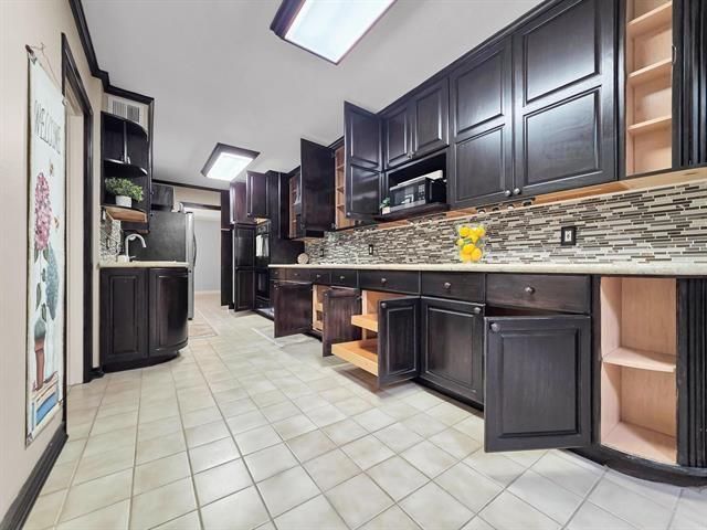 5720 Townhouse Lane, Beaumont, TX 77707