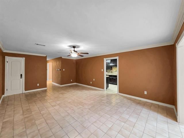 5720 Townhouse Lane, Beaumont, TX 77707