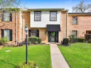 5720 Townhouse Lane, Beaumont, TX 77707