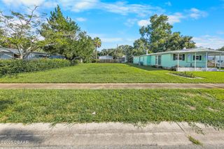 84 Stone Gate Lane, Port Orange, FL 32129