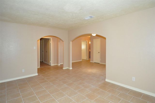 4710 Pine Street, Seabrook, TX 77586