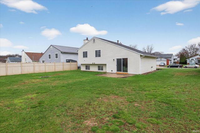 1926 Woodland Drive, Elkhart, IN 46514