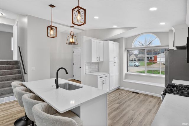 1926 Woodland Drive, Elkhart, IN 46514
