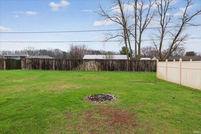 1926 Woodland Drive, Elkhart, IN 46514